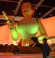 lara2.jpg (11831 bytes)